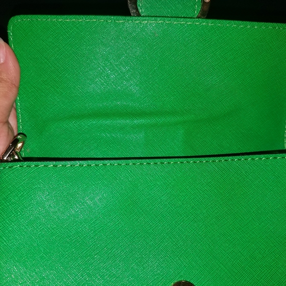 Small Michael Kors crossbody/shoulder bag - Picture 6 of 11